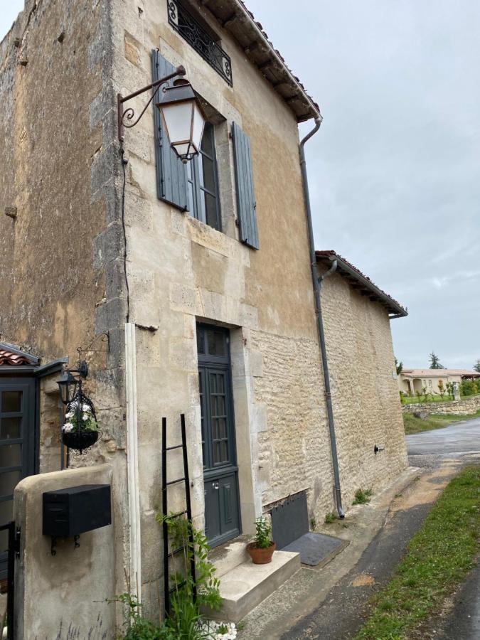 La Cour Blanche Holiday home *