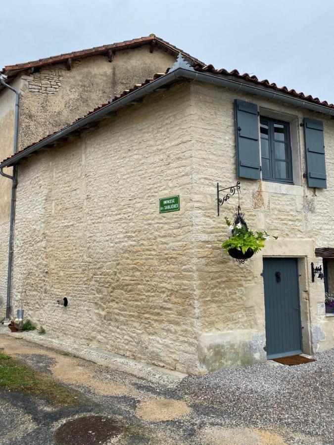 La Cour Blanche Verteuil-sur-Charente